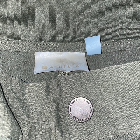 Athleta shorts green - Picture 2 of 4